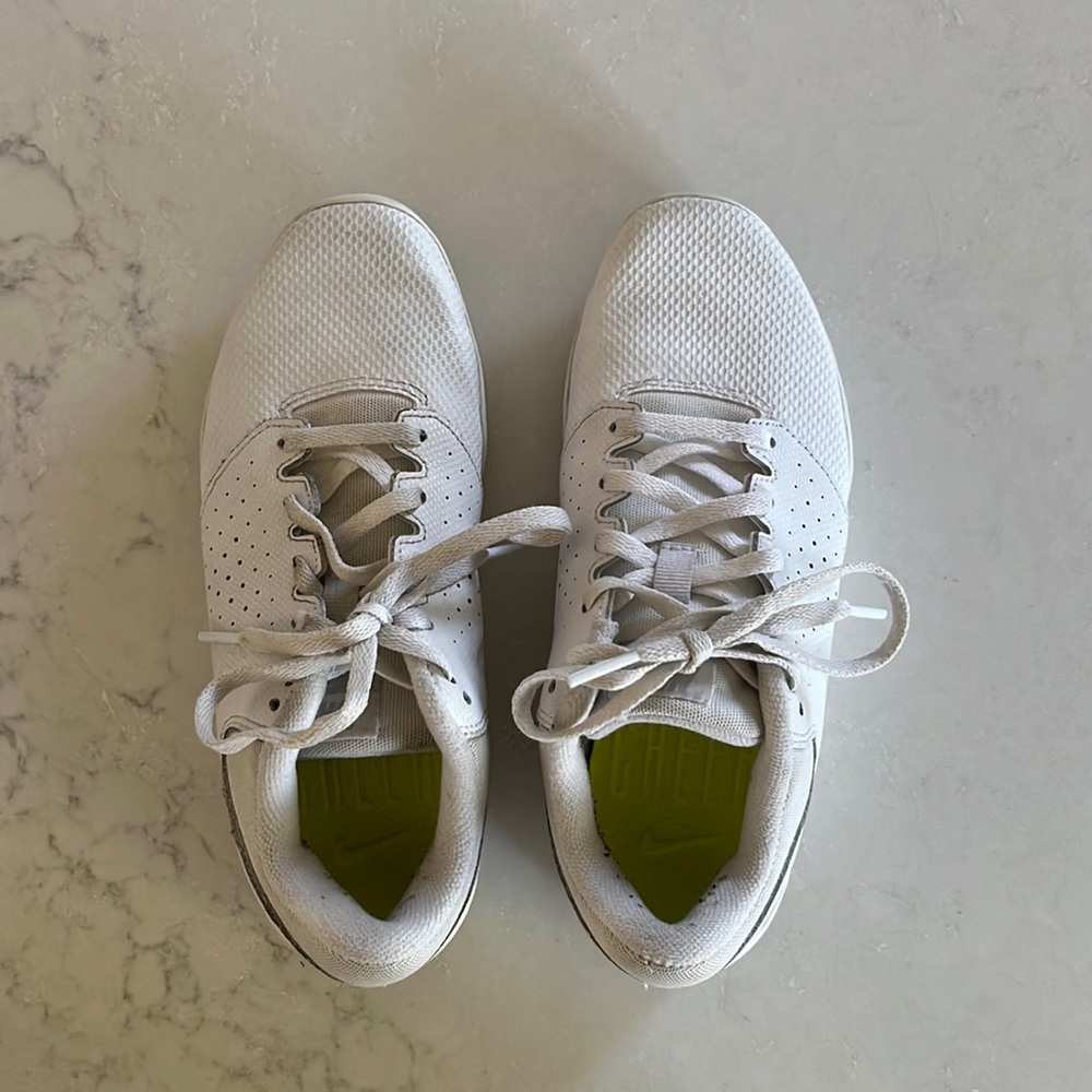 Nike Cheerleading sneakers Girls size 5